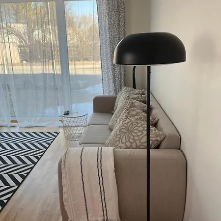 Apartamento Suburb Stay By Overnight.Ee